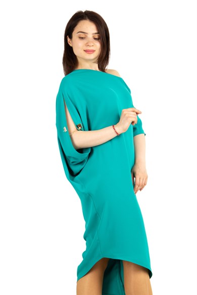 Asymmetric Big Size Dress With Chain Detail on the Sleeve - Benetton Green