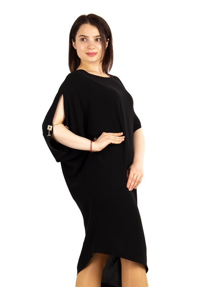 Asymmetric Dress With Chain Detail on the Sleeve - Black