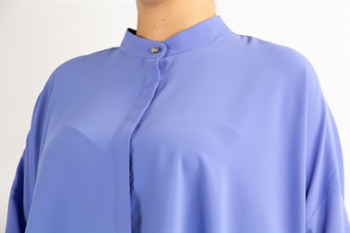 Asymmetric Hem Shirt