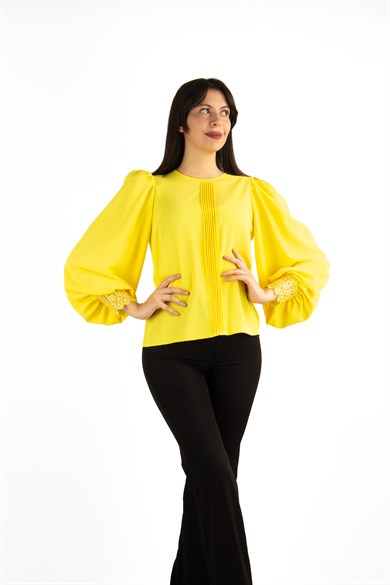 Lace Cuff Pleated Blouse - Yellow