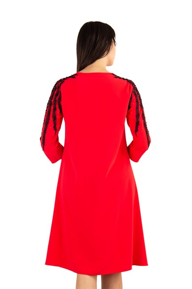 Lace Detail Shoulder V-Neck Dress - Red