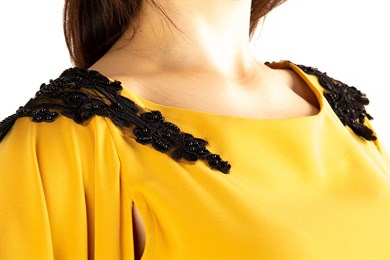 Lace Detailed Shoulder Slit Sleeve Cloak Big Size Dress - Mustard