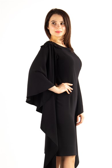 Lace Detailed Shoulder Slit Sleeve Cloak Big Size Dress - Black