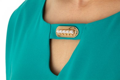 Pearl Brooch Detailed Cold Shoulder Dress - Benetton Green