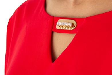 Pearl Brooch Detailed Cold Shoulder Dress - Red