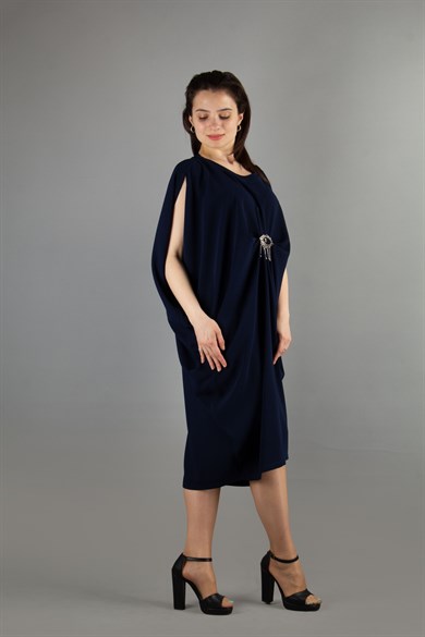 Sleeveless Batwing Draper Dress With Brooch - Navy Blue