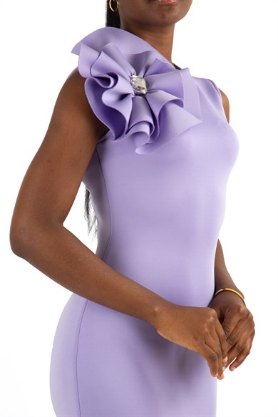 Sleeveless Scuba Dress With Flower Brooch - Lilac