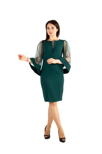 Tulle Sleeve and Low-Cut Dress - Emerald Green