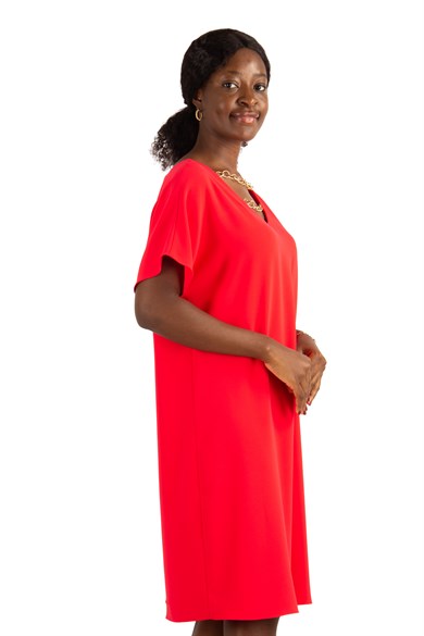 V-Neck Dress With Chain Detail on Neck and Back - Red