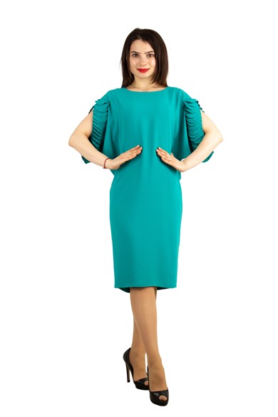 Wavy Sleeves Batwing Big Size Dress - Benetton Green